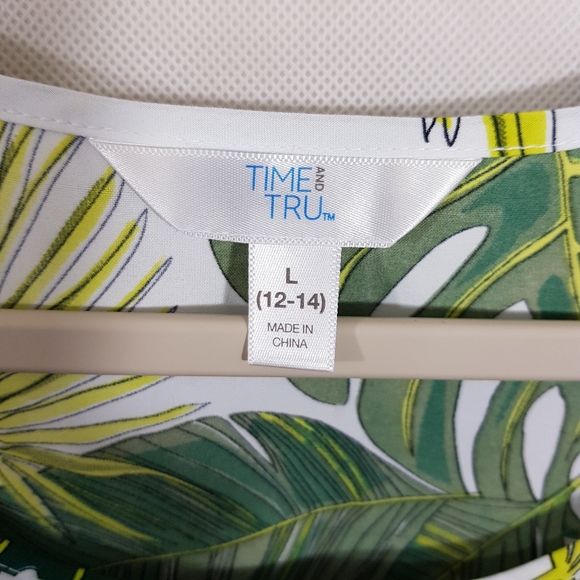 Leafy Multi Color Tank Top Large - Picture 5 of 7